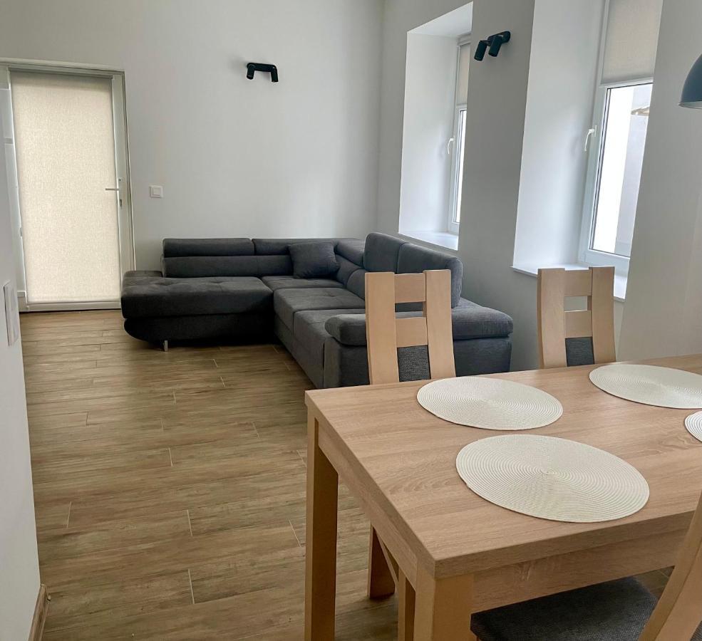 לודז' Apartamenty Sokola Blisko Szpital Im M Kopernika, Orientarium Zoo, Atlas Arena, Ec1, Mandoria מראה חיצוני תמונה